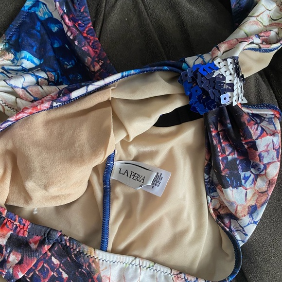 La Pearla Swimsuit - Picture 2 of 3